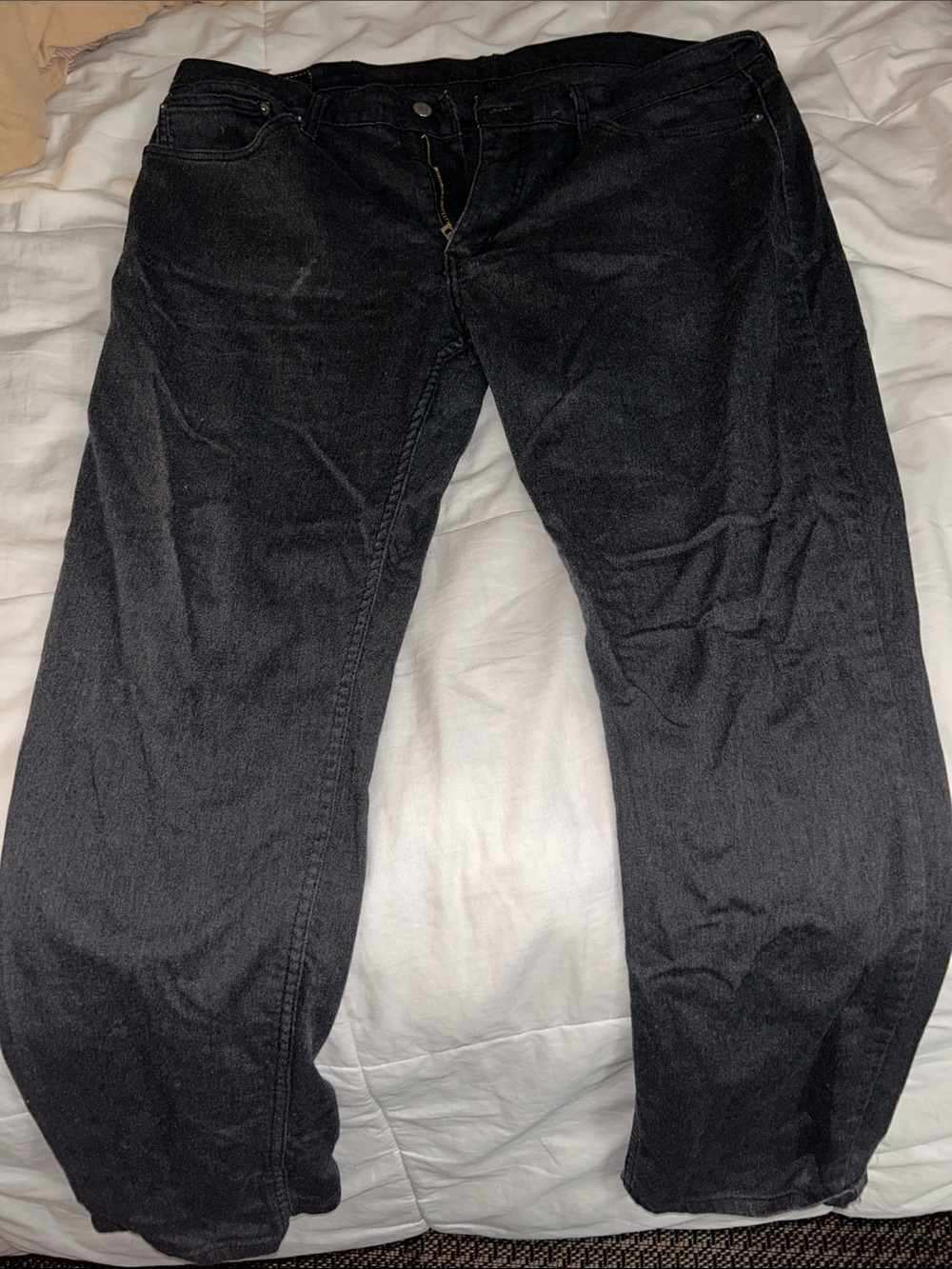 Levi's Men's Black Slim Straight Jeans